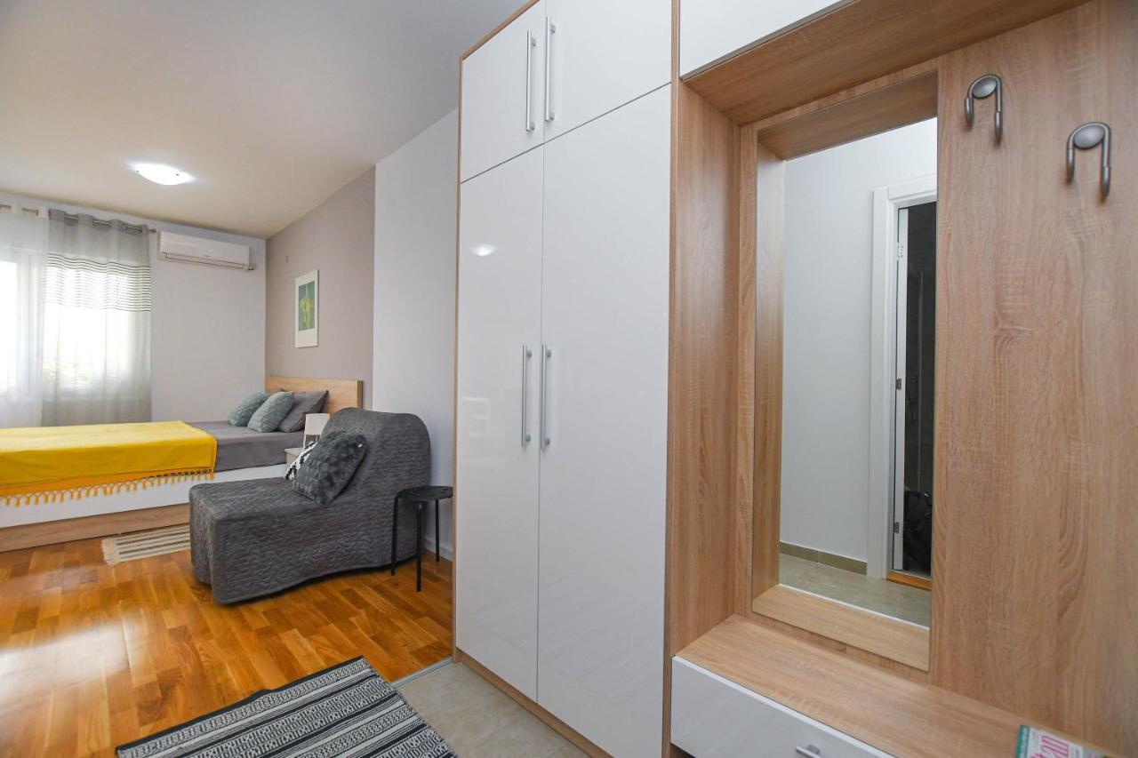 Apartment Plaza Kladovo Kültér fotó