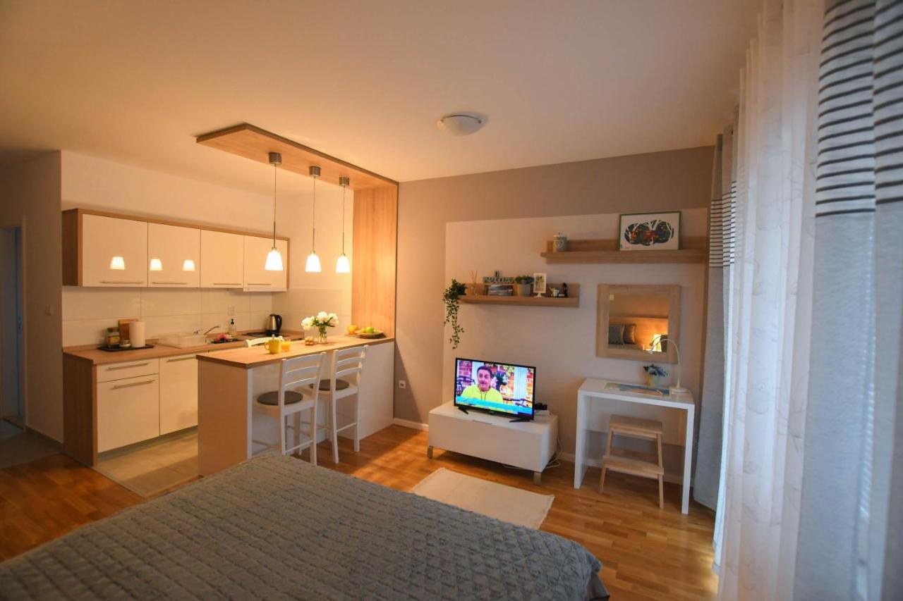 Apartment Plaza Kladovo Kültér fotó